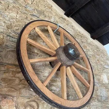 Estudio Pajar Rural Con Bonito Jardin - Gayoles Rural * كاستروبول